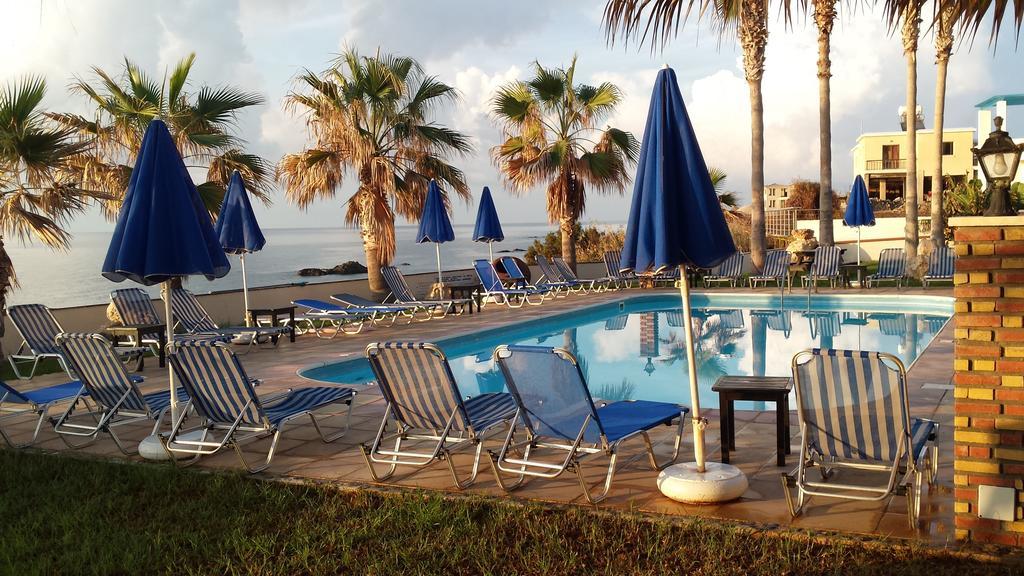 פומוס Sun Camero Apartments מראה חיצוני תמונה